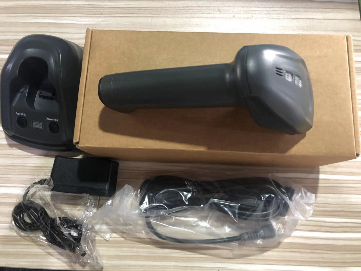 條碼掃描槍IVY-2812.jpg 條碼掃描槍IVY-2812.jpg